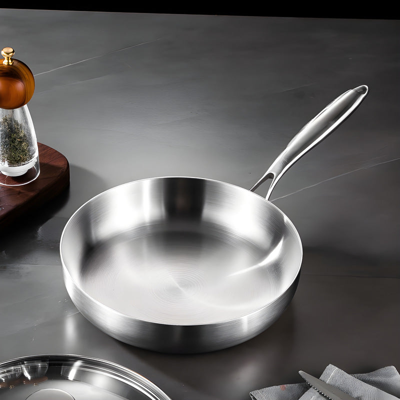 Uncoated, heavy-gauge 304 stainless steel frying pan - non-stick, suitable for home use, compatible with gas and induction cooktops