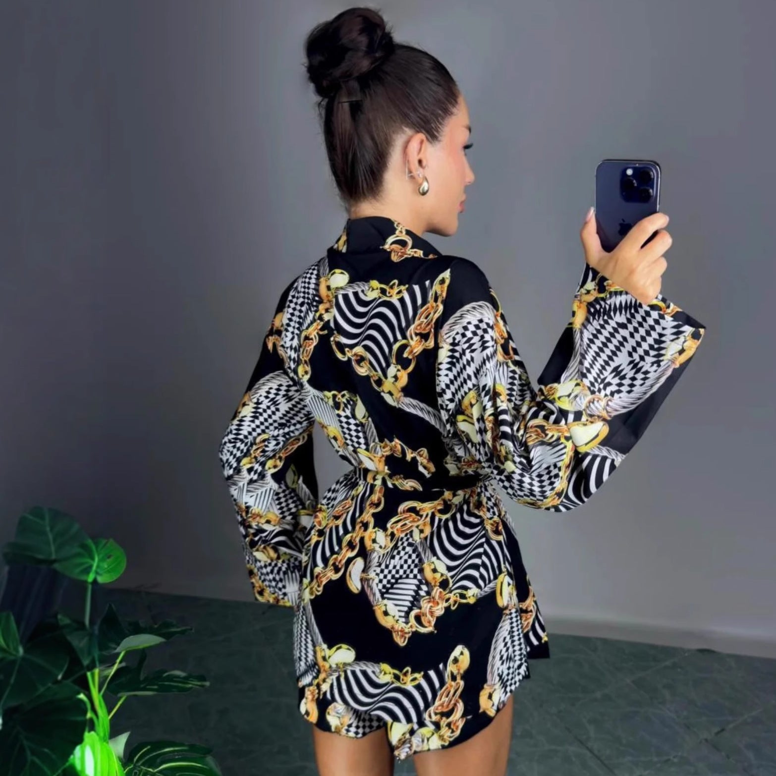 Cross-border European and American new women's clothing cardigan printed shirt women's casual shorts set  fashion two-piece set