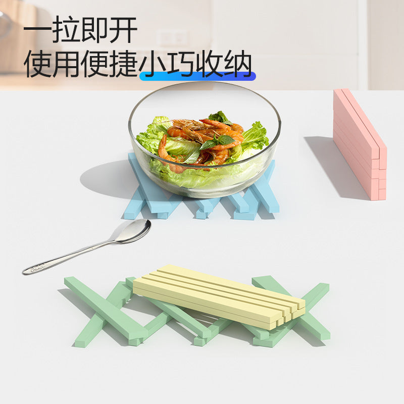 Foldable silicone placemat household kitchen boiler insulation mat anti-scalding and non-slip dining table mat coaster desktop protective mat