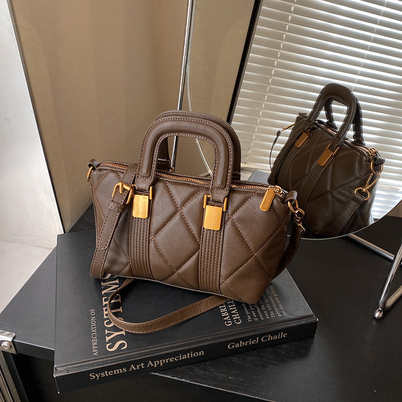 Retro handbag bag 2025 new fashion shoulder bag messenger bag women's bag fashion trend small square bag