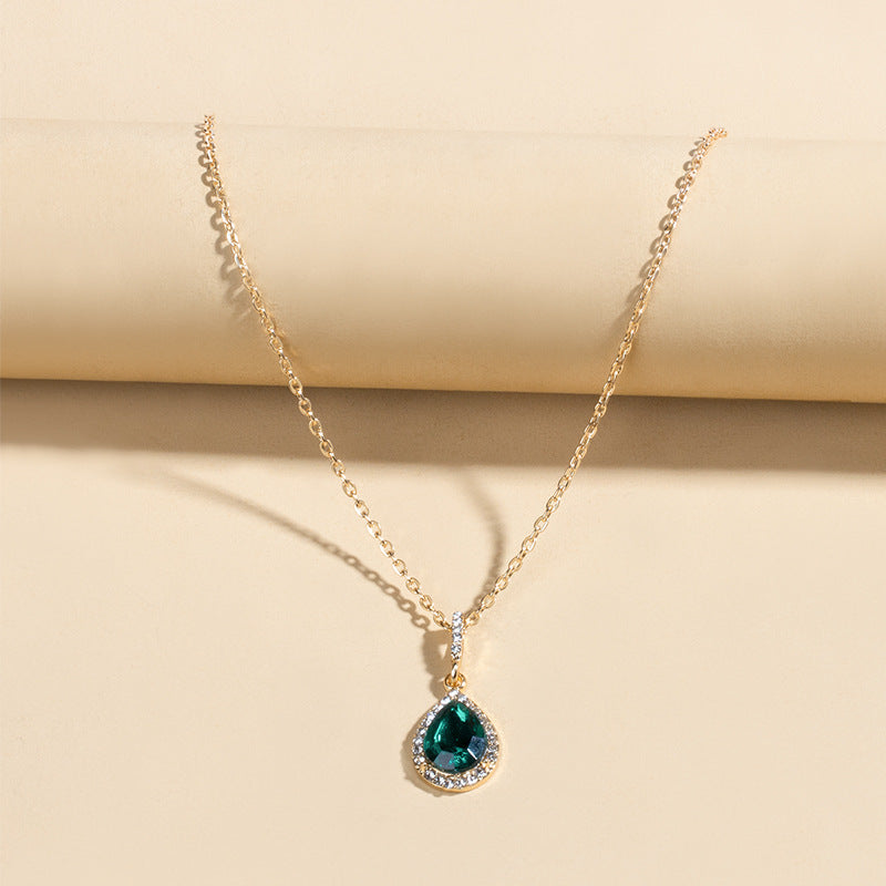 Emerald crystal necklace wholesale european and american autumn and winter jewelry accessories women's water drop retroniche styleclassy sense sweater chain