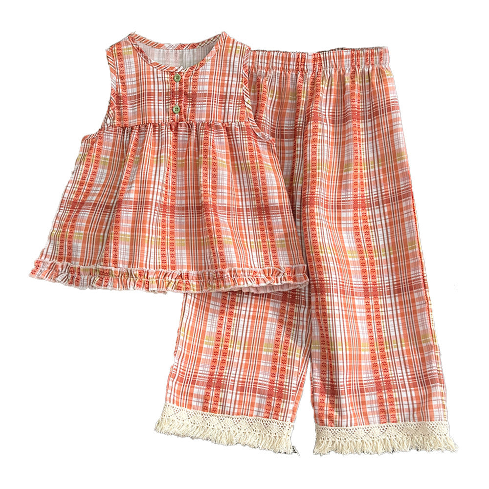 Lace trimmed girls' outfit -  summer new arrival: girls' casual lightweight sleeveless korean style tank top and pants two-piece set