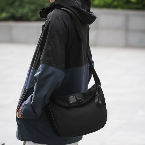 WEPOWER new trend simple messenger bag boys and girls commuter mailman bag sports function wind shoulder satchel
