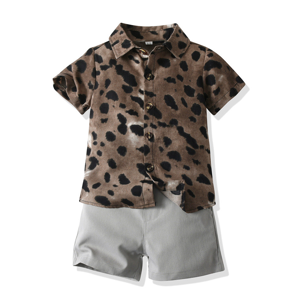 Stylish boys' summer outfit: trendy short-sleeve set for older kids - new summer collection featuring a floral shirt two-piece set