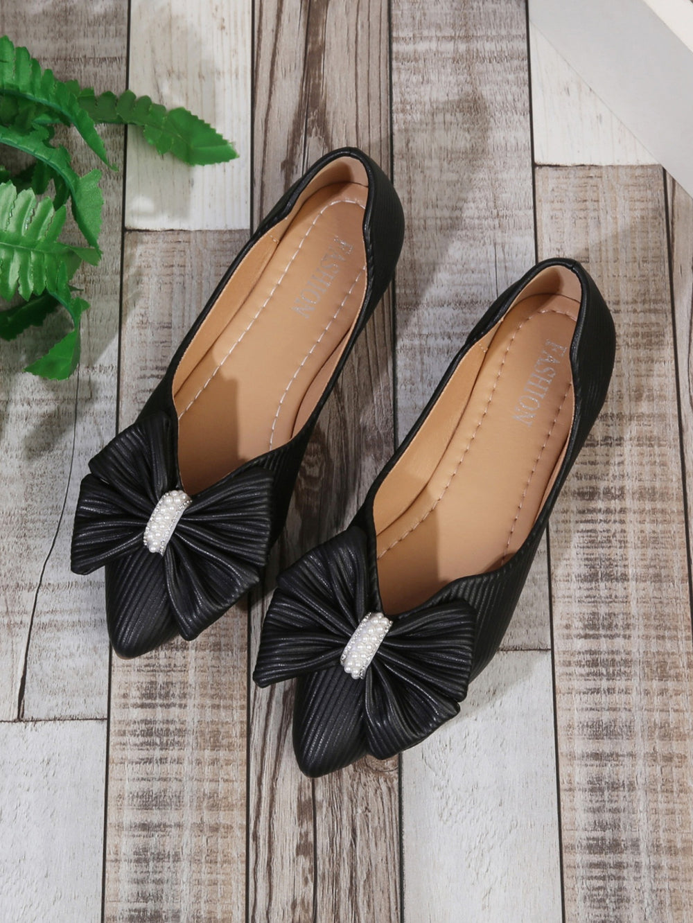 French bow slip-ons with skirt:  spring/summer new arrivals - versatile, casual, and stylish driving loafers