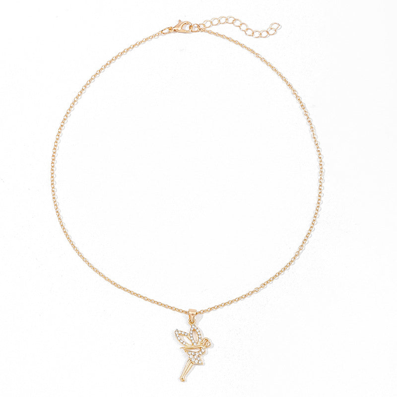 European and american cross-border necklace wholesale: new, niche, high-end jewelry, light luxury diamond-studded pendant, women's wing jewelry accessories