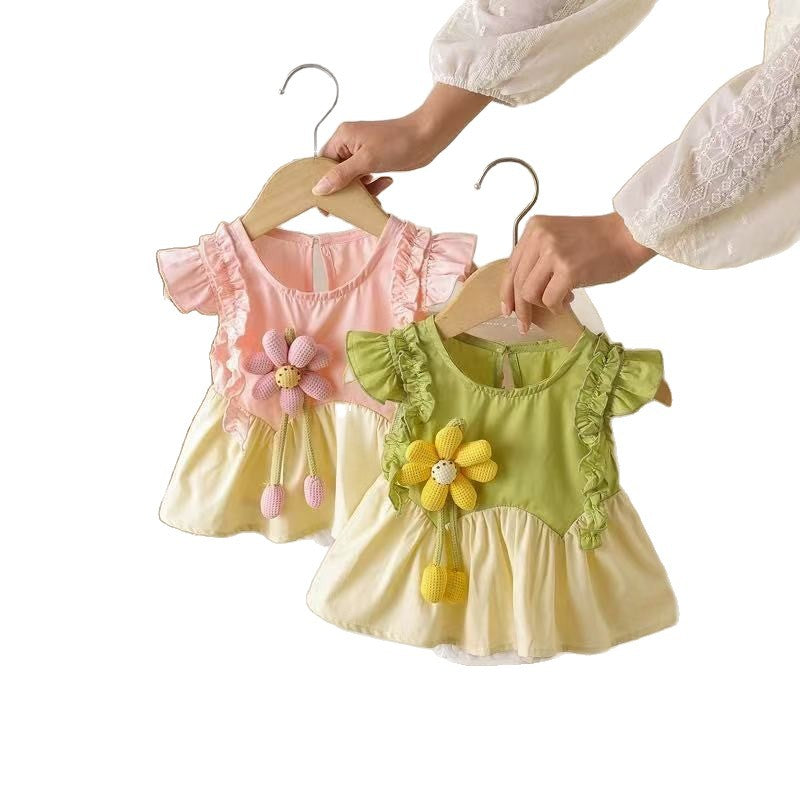 Infant and toddler floral patchwork flutter-sleeve cotton dress, new summer style for baby girls, with ruffled trim and vest-style princess dress