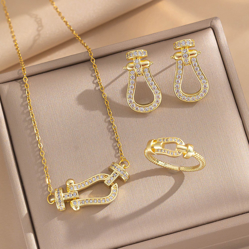 popular copper inlaid zirconium full diamond horseshoe necklace for women accessible luxuryfashioneasiest for match non-fading new arrival clavicle chain jewelry