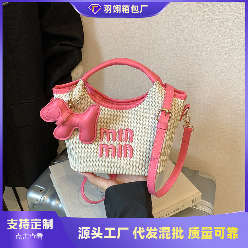 Cross-border high-end popular portable bucket bag women's 2025 new trend fashion versatile woven shoulder messenger bag