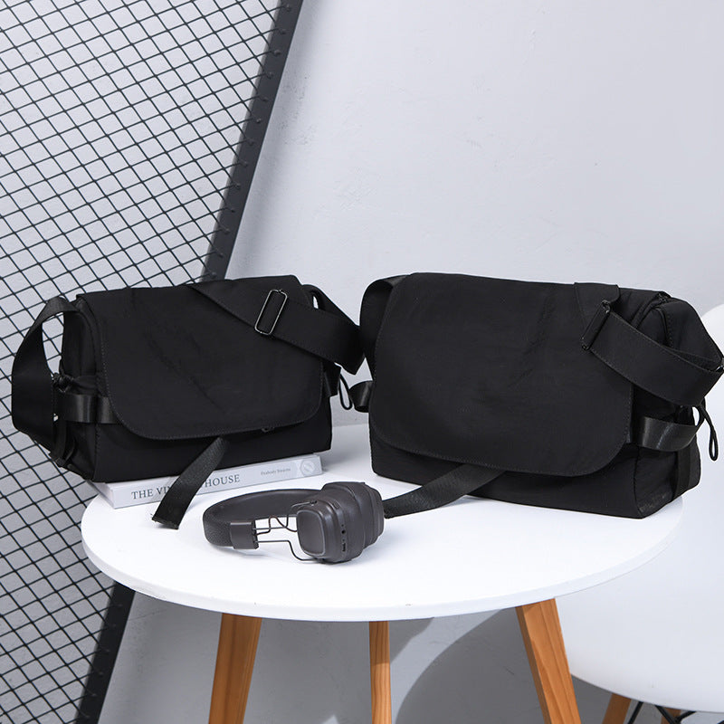 New men's messenger bag trendy college student large-capacity computer bag Japanese casual versatile small satchel shoulder bag