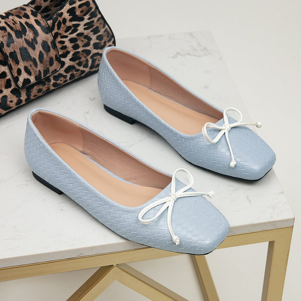 Trendy niche women's flats, 2026 spring/summer new collection, woven bow square-toe low-heeled pumps