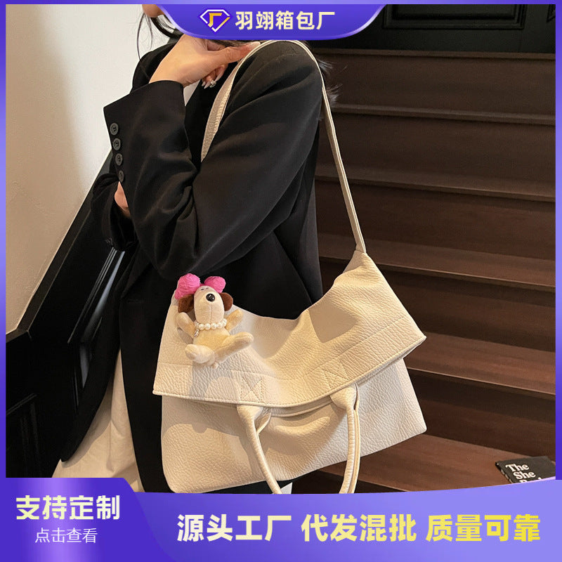 Cross-border large-capacity bag women's summer 2025 new versatile messenger bag casual shoulder commuter tote bag