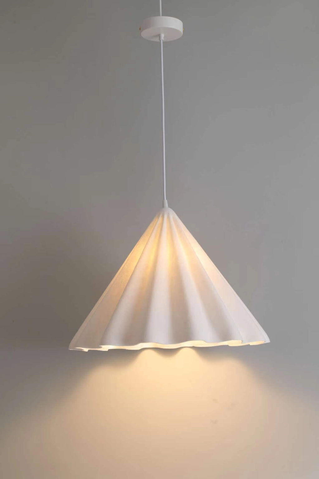 Felt chandelier, restaurant light, bar counter store, modern simple sound-absorbing cafe, home improvement lighting, Zhongshan ancient town lamps