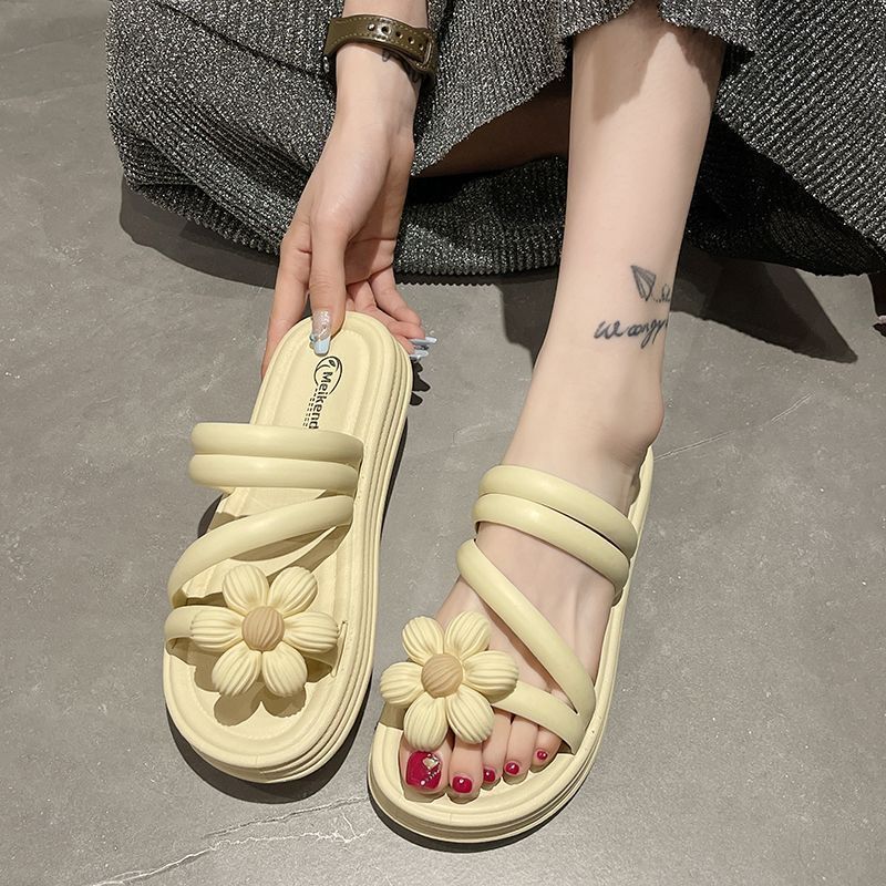 2024 buckle summer slippers new roman style women's trendy outdoor flat fashion sandals
