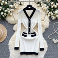 Frenchclassy small fragrant fashionablecontrast colorv neck metal buckle waist slimming lookelegantlong sleevesknittingdress