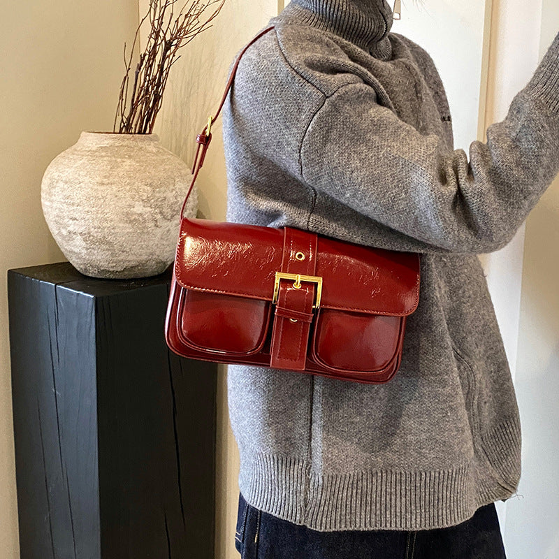 Retro small bag women's autumn and winter versatile 2025 new fashion messenger bag women's shoulder underarm work small square bag