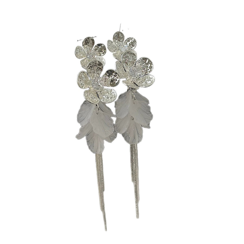 Zircon flower shell beach vacation style tassel long earrings for women, square and round face jewelry, 2026 new high-end design