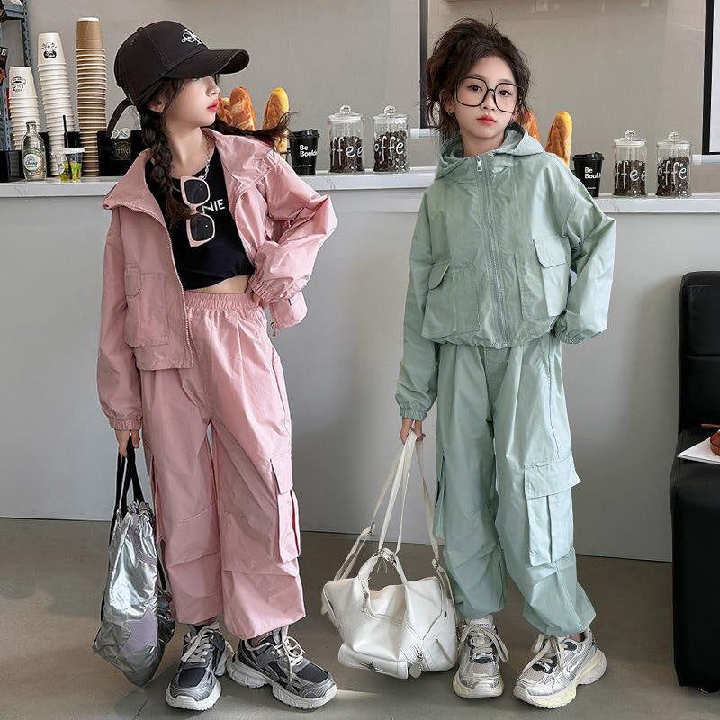 Girls' activewear set -  spring/autumn collection: stylish and trendy new arrivals for kids and teens. featuring new, loose-fit cargo pants for a cool and edgy look