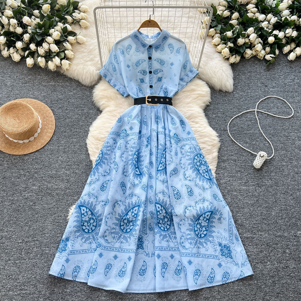 Belted dress -  summer collection: figure-flattering, slim-fit, french-inspired vintage short-sleeve printed maxi dress with a flowy hem