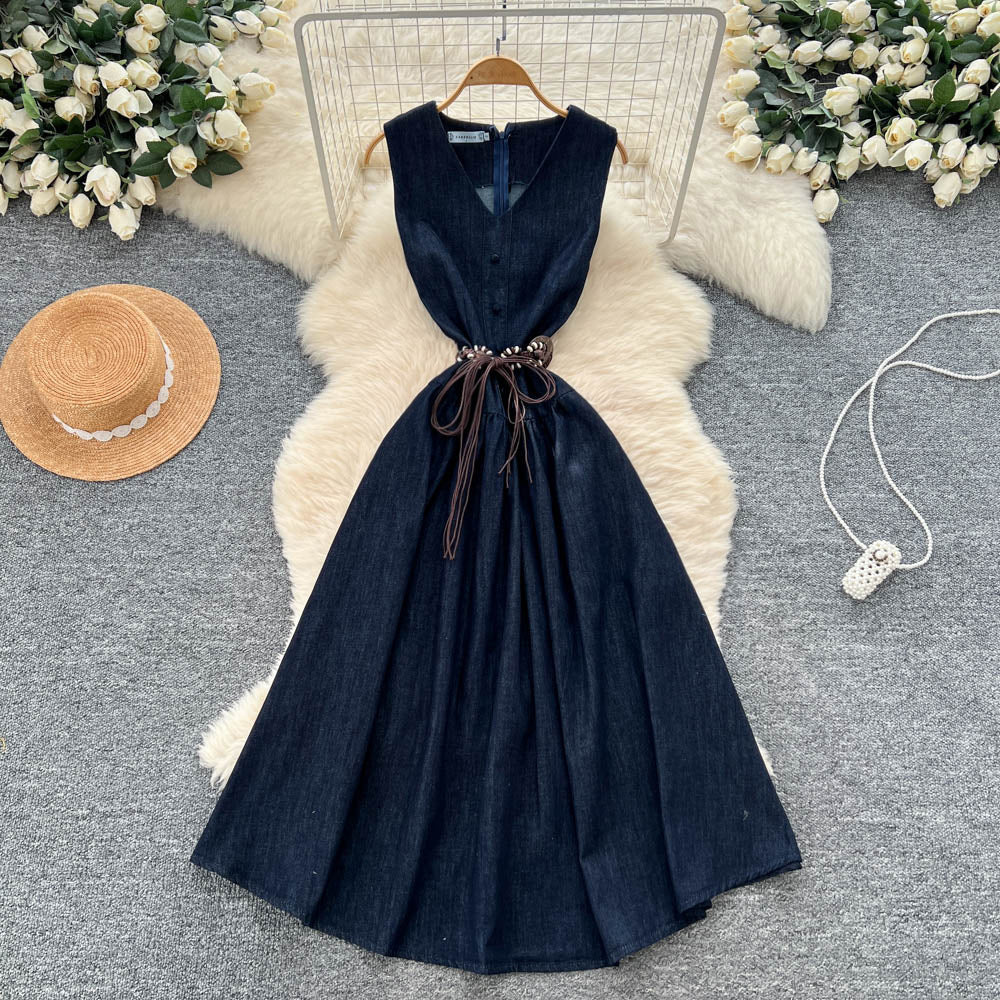 Korean style sleeveless v-neck dress for women,  summer high-end tie-waist slimming a-line denim dress