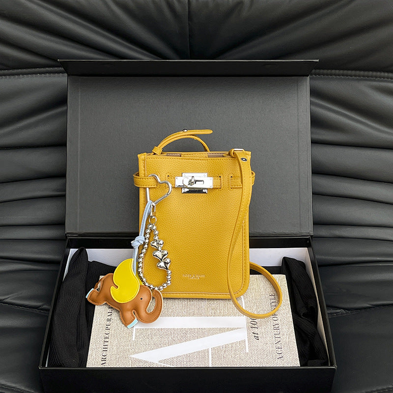 Cross-border niche design messenger bag women's high-end sense new Japanese and Korean bags simple  lock single shoulder messenger bag