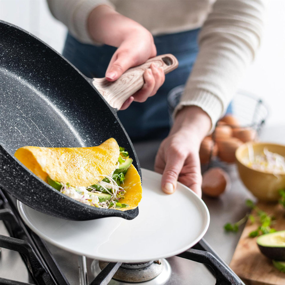 Household frying pan medical stone non-stick pan stripespan flat bottom pan oil-free cooking pot in stock wholesale induction cooker