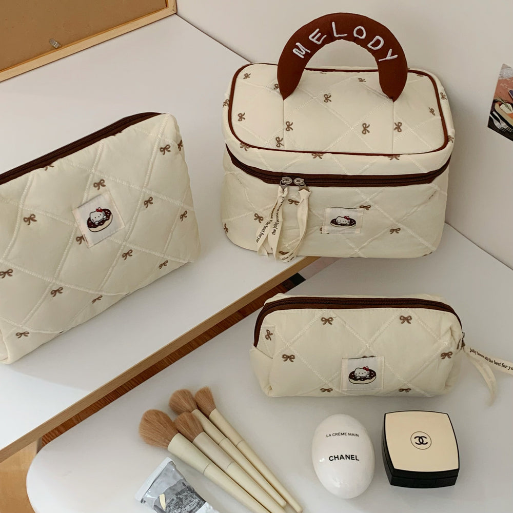 Cute and fresh bowknot makeup bag - large capacity student dorm storage pouch & pencil case set