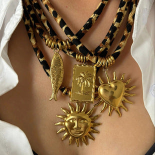 Women's necklace wholesale fashion cross-border high-end love sun smiley face pendant stylish coconut tree leopard print clavicle chain