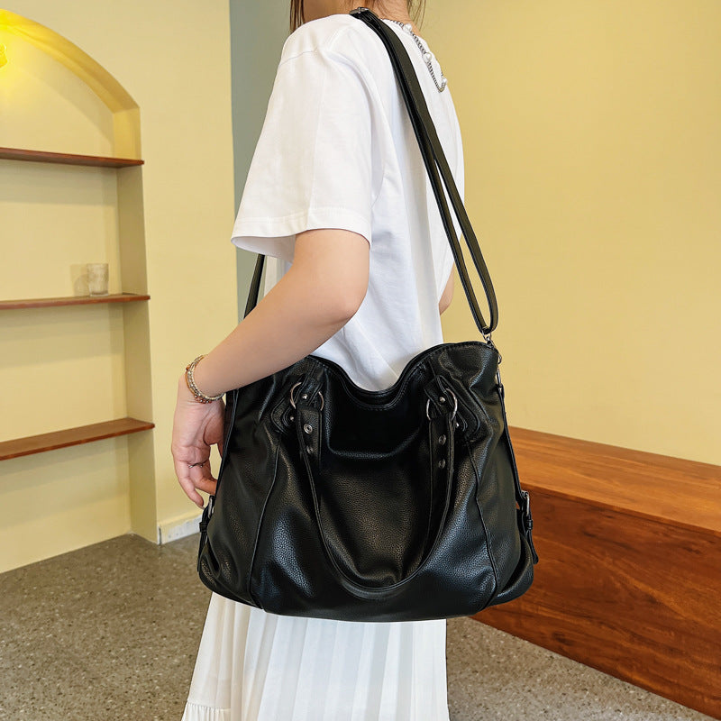 Foreign trade large-capacity bag 2025 new women's bag retro versatile messenger bag simple casual shoulder tote bucket