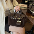 High-end minimalist small bag for women, new 2025 autumn/winter collection, versatile crossbody bag, fashionable casual handbag
