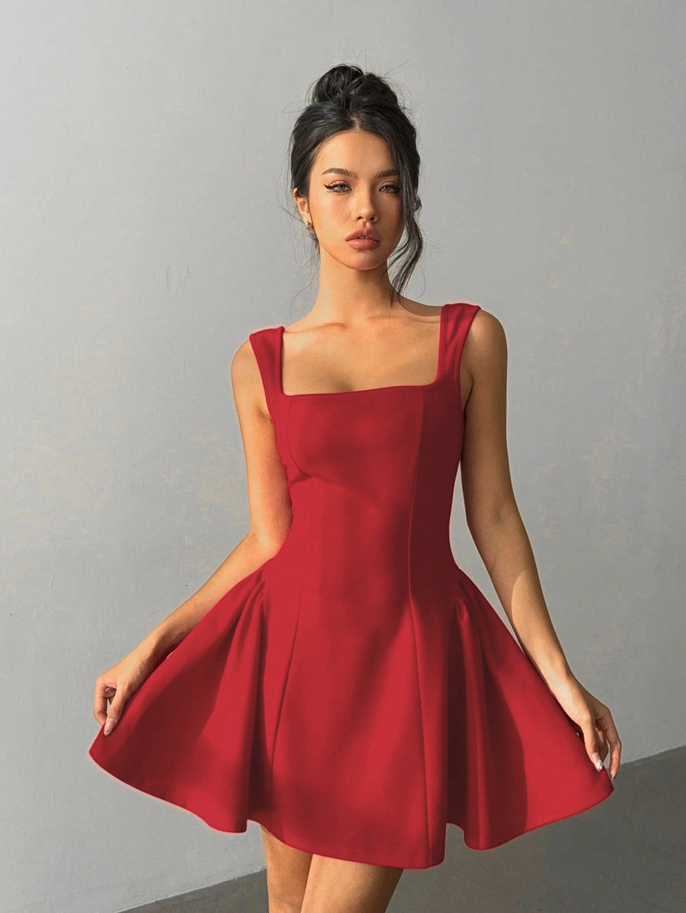 Waist-cinching a-line red dress, spring and summer new arrival square neck silm, big backless sexy short skirt, red little red dress