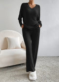 two-piece set for women,  autumn new collection: stylish and casual straight-leg pants with a chic, loose-fit v-neck ribbed knit top