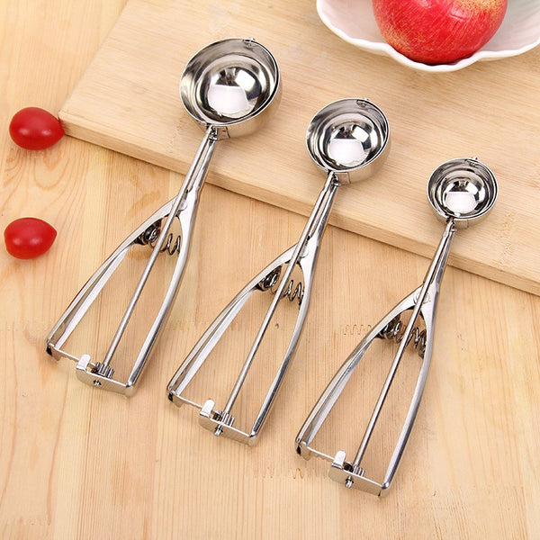 Stainless steel ice cream scooper, ball scooper, ice cream spoon, ice cream spoon 5CM