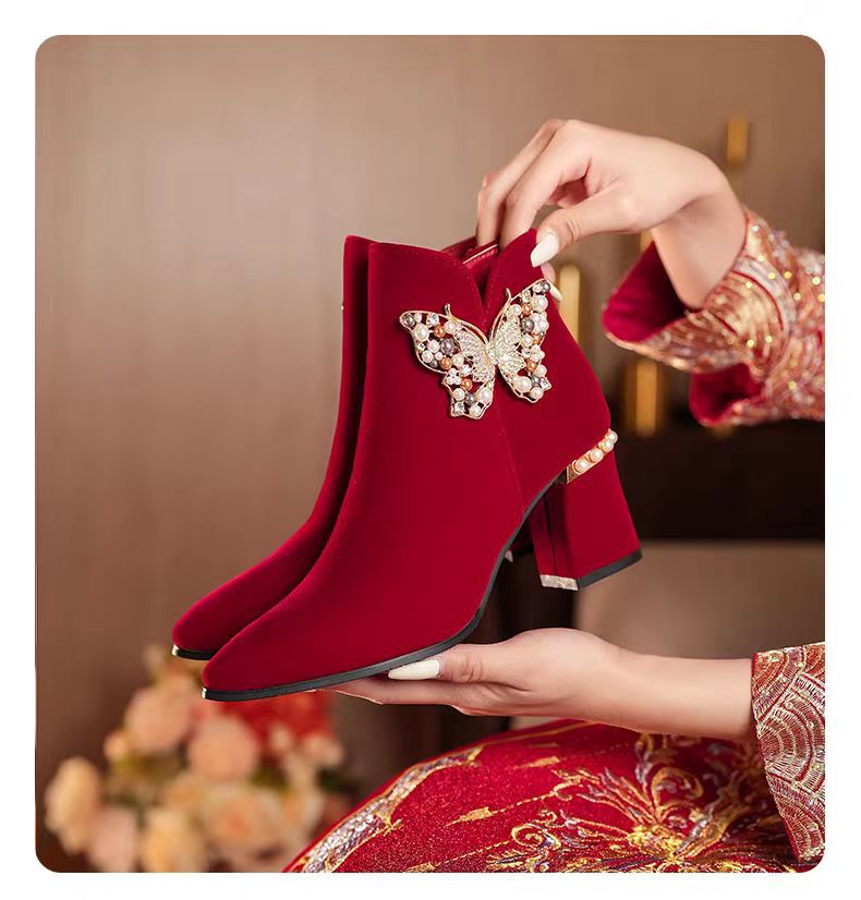 2024fall and winteroutwearfashionboots women's pointed toe thin heel xiuhu red bridal shoes pearl suede short boots