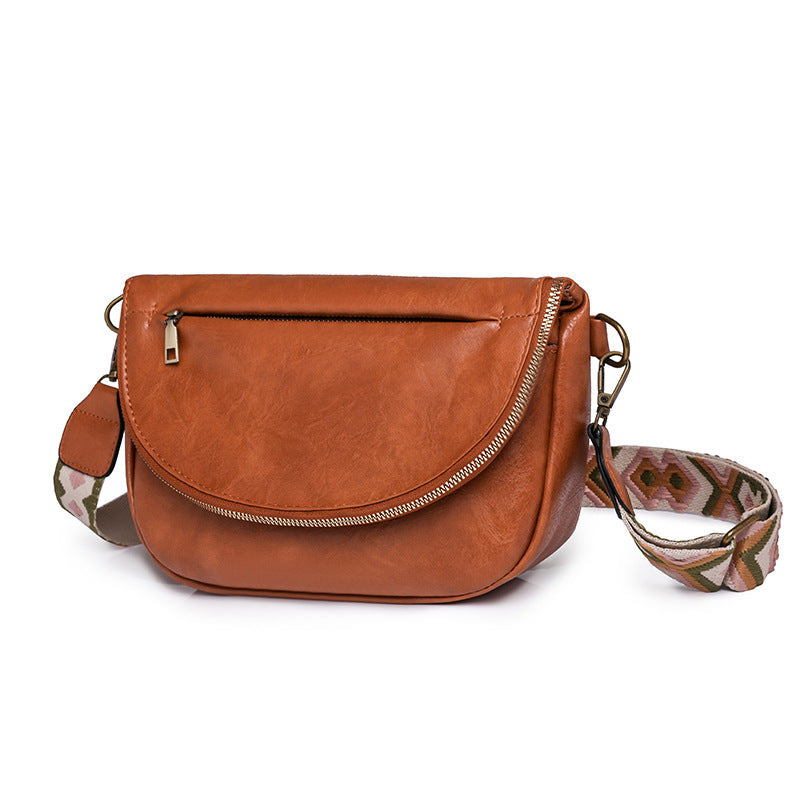 Foreign trade popular breast bag women's new European and American retro shoulder messenger bag women's breast bag casual simple commuter women's bag