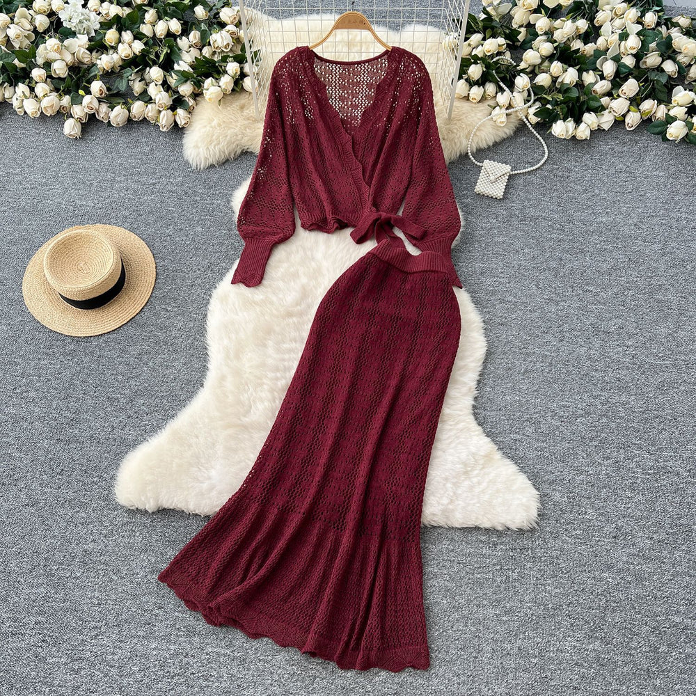 Gentle style outfit for women  spring classy sense of style strap waist cut outknittingtops + high waist hip skirt