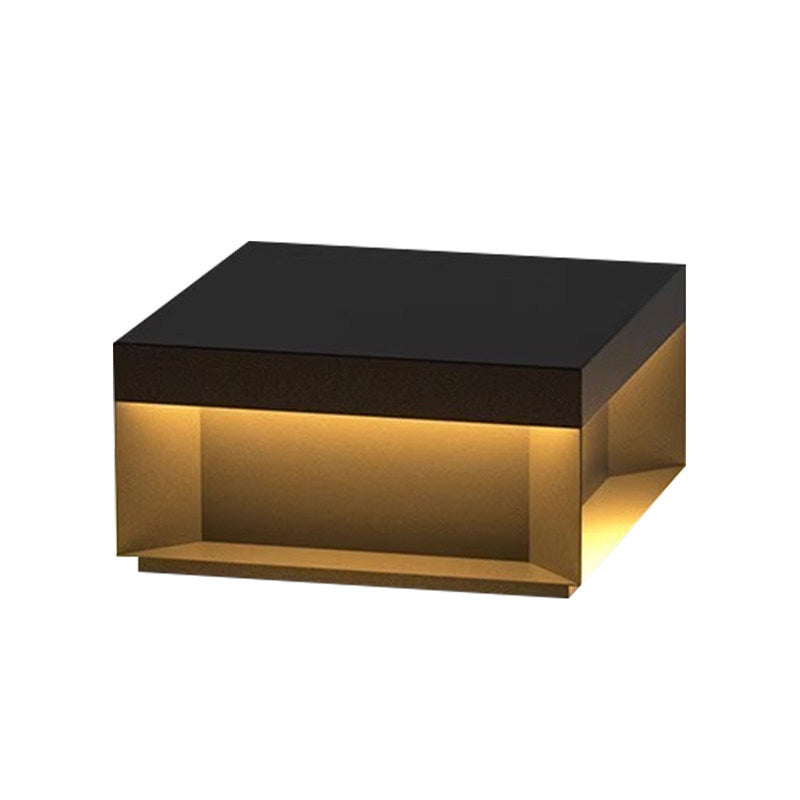 Solar powered pillar lights for courtyards, gateways, and outdoor walls - waterproof post lights for villa entrances