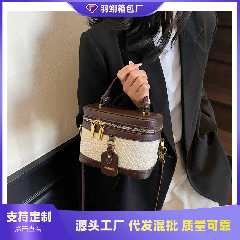 Cross-border new niche handbag women's 2025 spring and summer exquisite versatile pu bucket bag commuter shoulder messenger bag