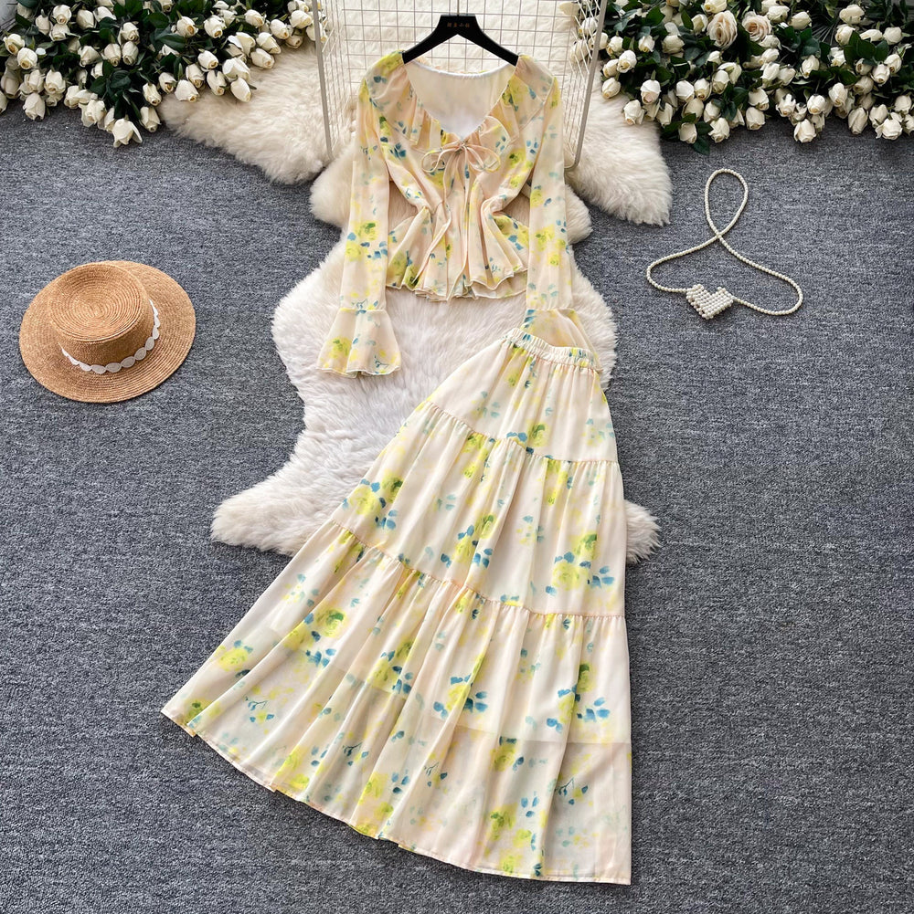 French romantic rose floral two-piece set for women - spring v-neck floral print lantern sleeve slimming chic outfit