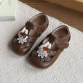 Girls' non-slip sandals - new summer collection: stylish cartoon soft-soled hollow-out flats, versatile little leather shoes for kids