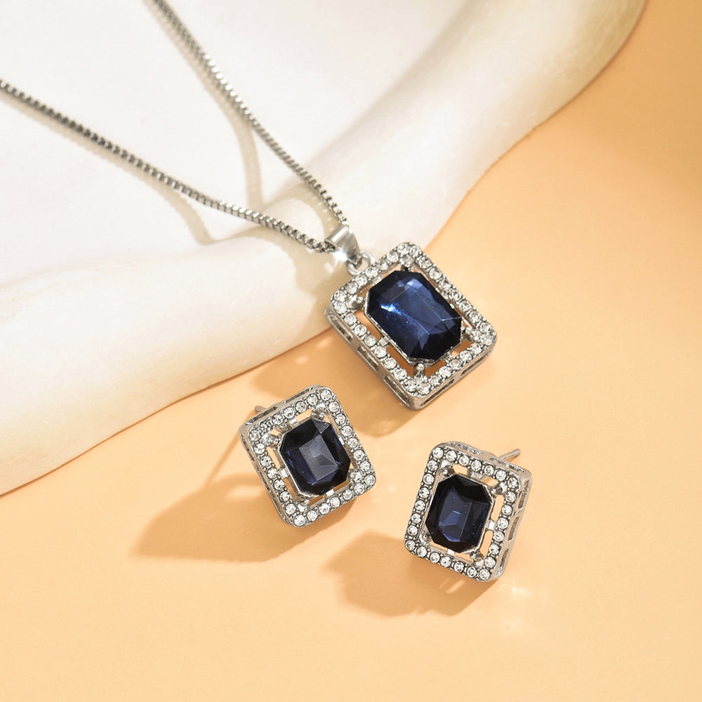Square diamond necklace and earring jewelry set - european and american niche style, light luxury, high-end, hollow design, elegant jewelry set
