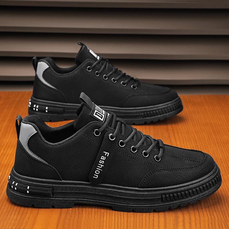 Men's shoes 2025 new spring breathable versatile casual trendy shoes men's work safety lightweight athletic sneakers