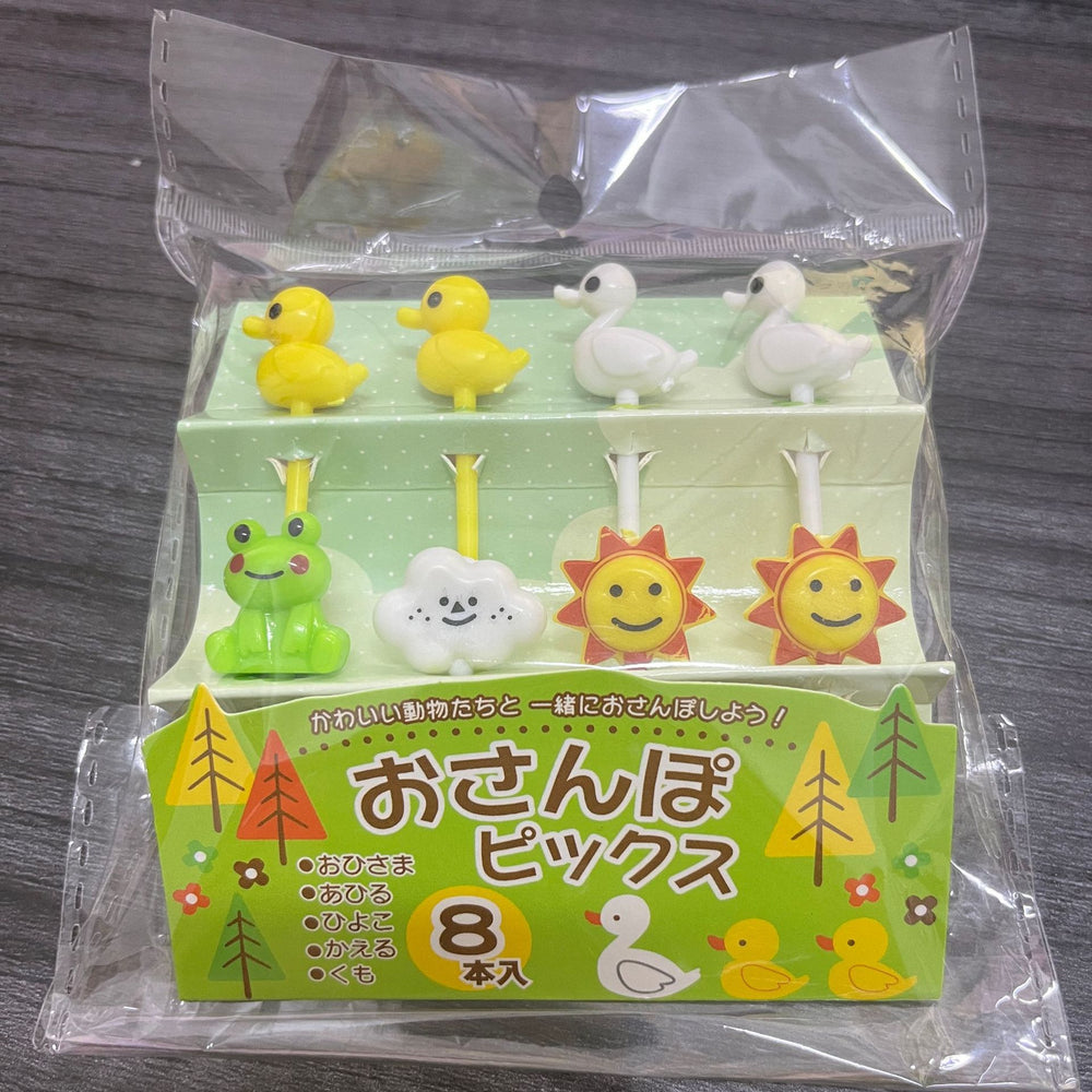 Japanese cartoon fruit picks creative children's food forks cake forks cute animal dessert forks plastic fruit forks