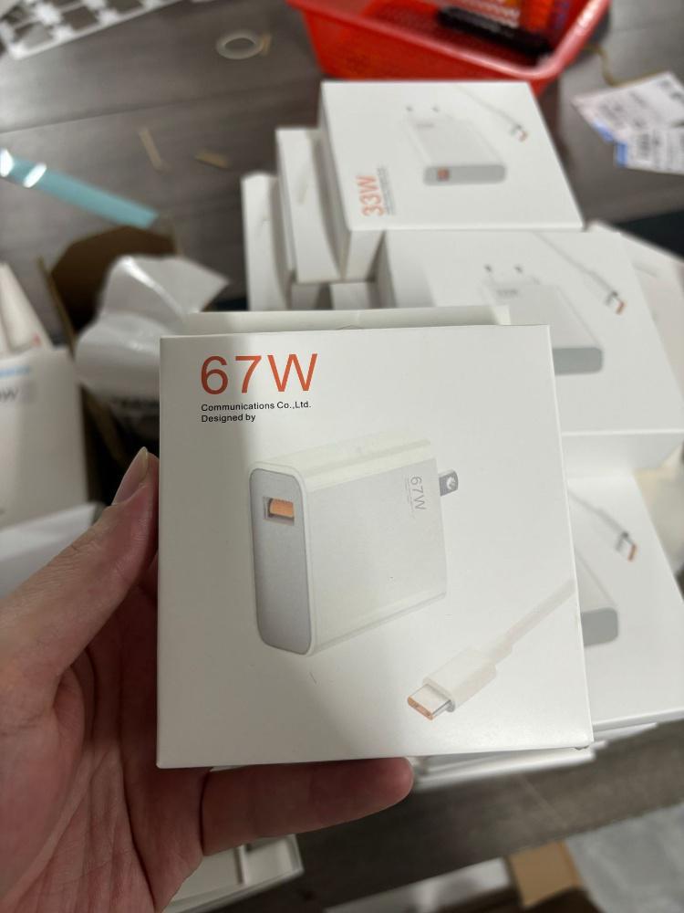 European and american standard original charger 67w/120w, compatible with xiaomi phone chargers, max super fast charging 33w