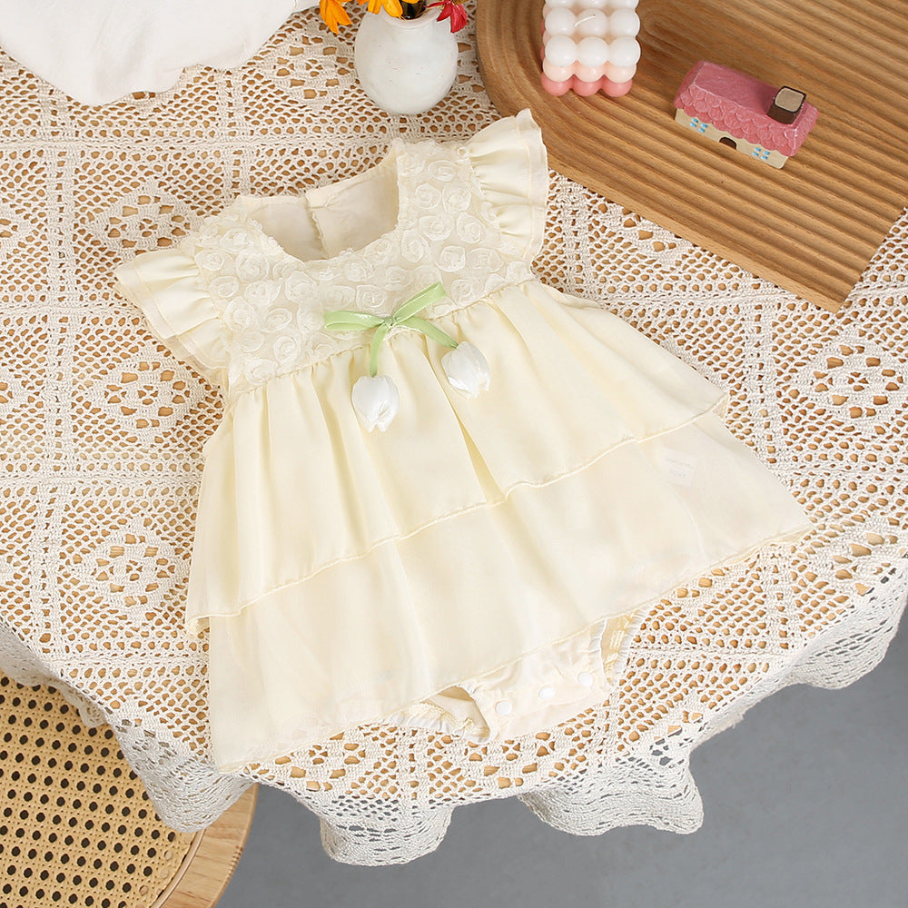 Newborn summer outfit: stylish and trendy romper dress for baby girls