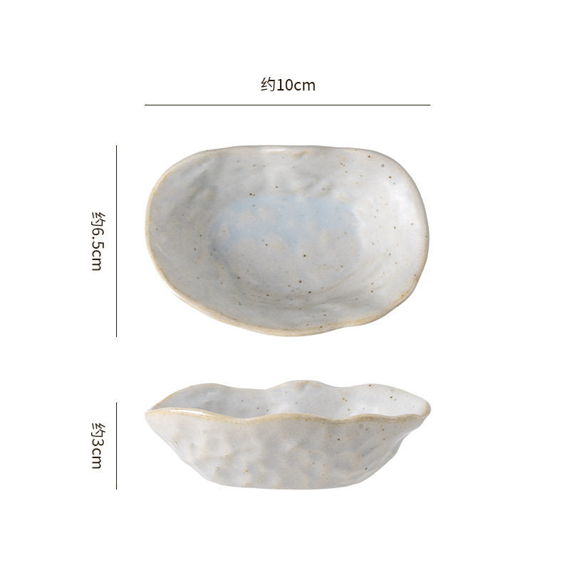Japanese kiln-turned ceramic oyster-shaped dish, sushi soy sauce, mustard dish, appetizer dish, hot pot restaurant dipping dish, seasoning dish