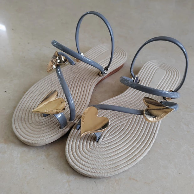 Plus size women's summer slippers & sandals - heart buckle flat sandals, slip-on strappy beach slides