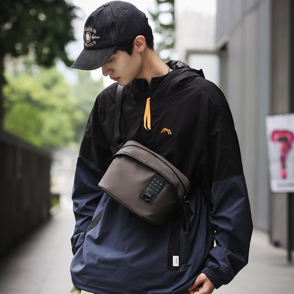 WEPOWER new breast bag men's fashion messenger bag trendy brand casual fashion shoulder bag mobile phone commuter bag