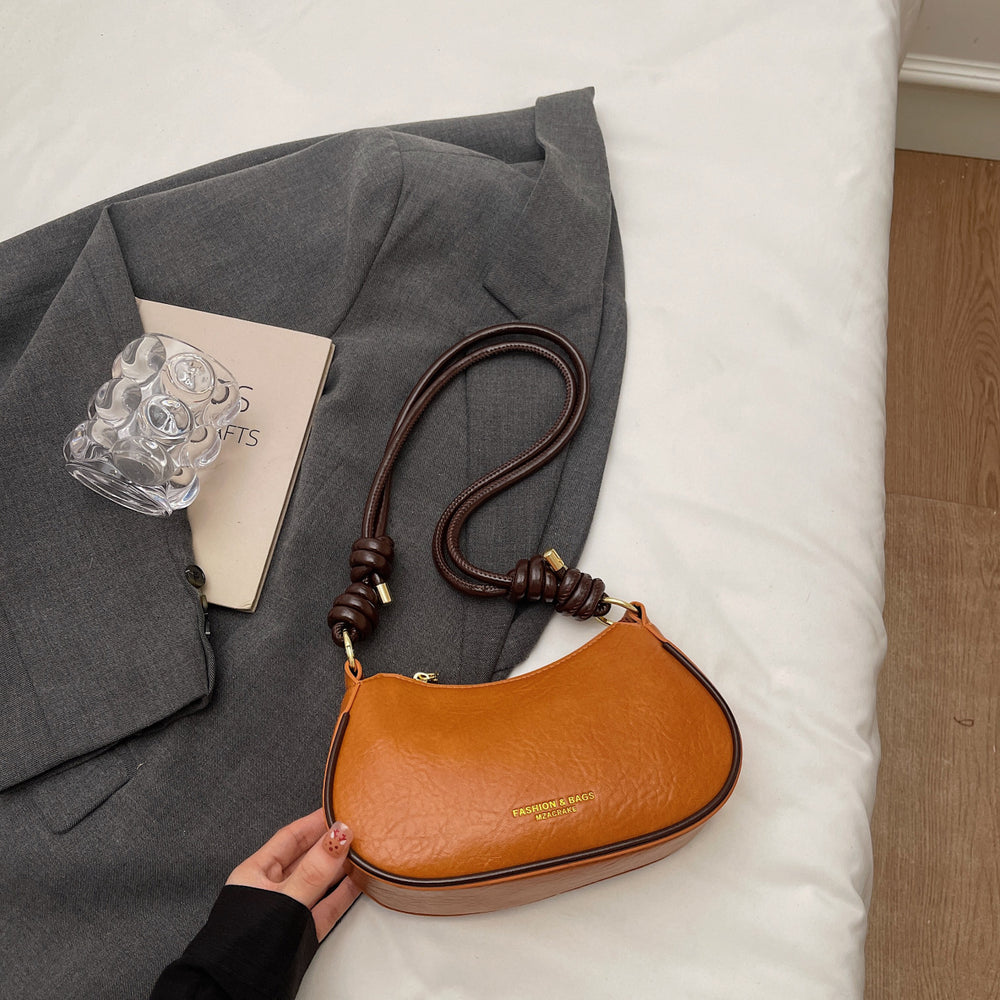 Super popular underarm bag, cute labubu pendant, fall and winternew arrivalaccessible luxuryniche style design, classy shoulder satchel bag