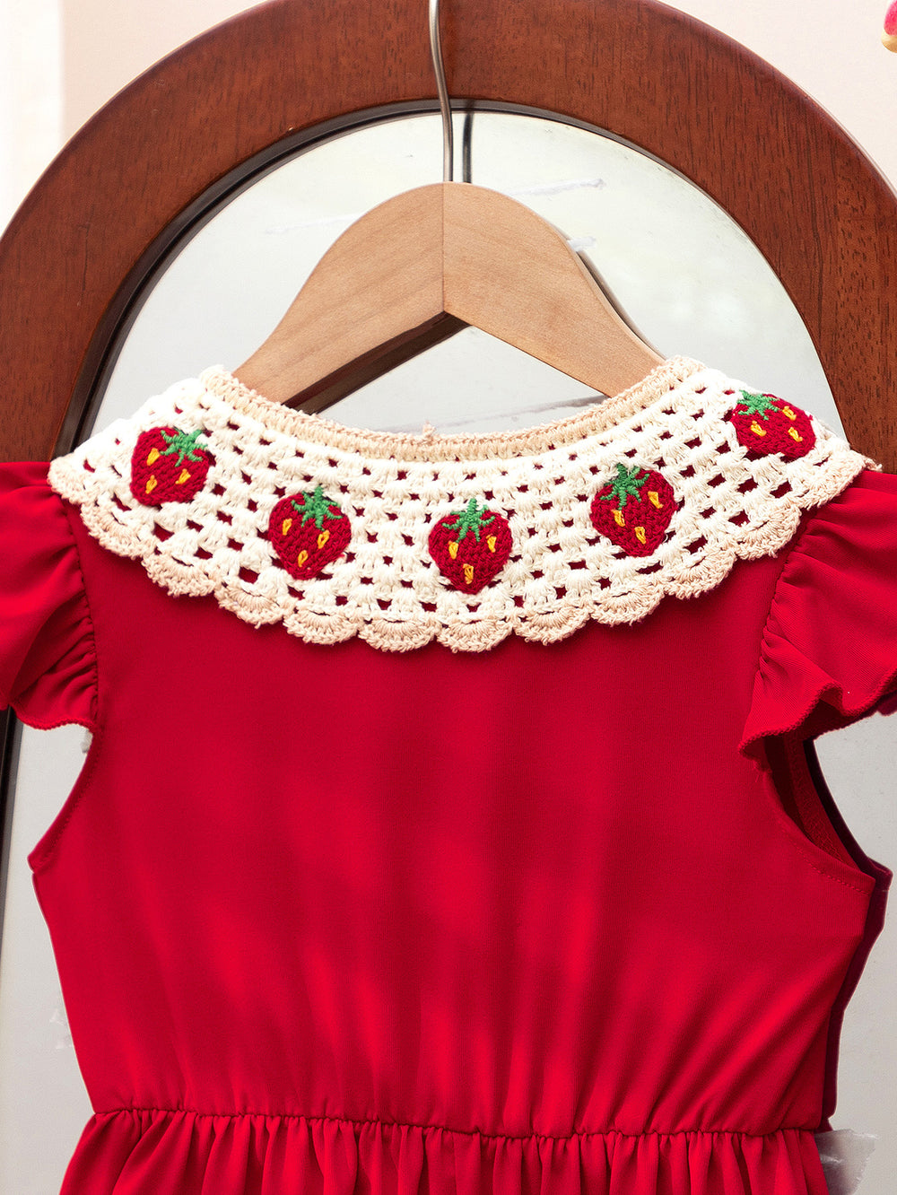 pastoral ins style girl cute strawberry flying sleeve princess dress cross-border exclusive supply